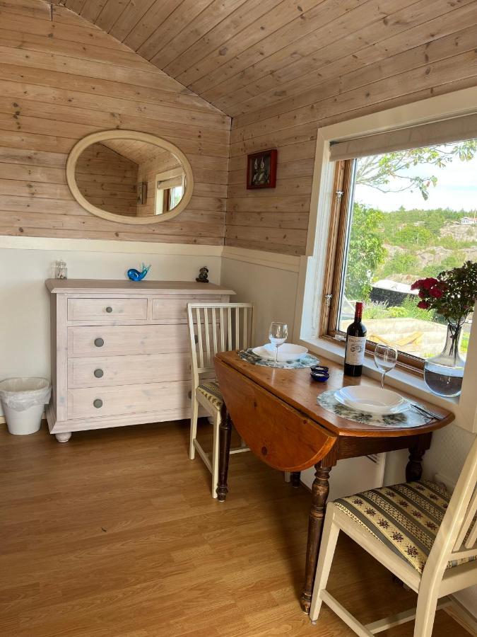 Sea View Chalet Hjälteby 外观 照片